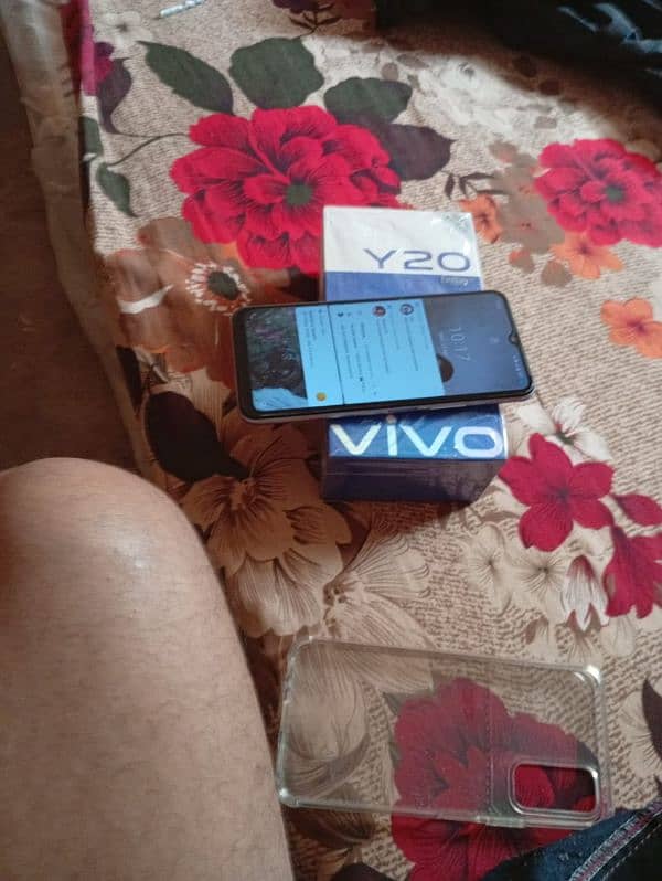 vivo y20 condition used like new ladies hand used 6