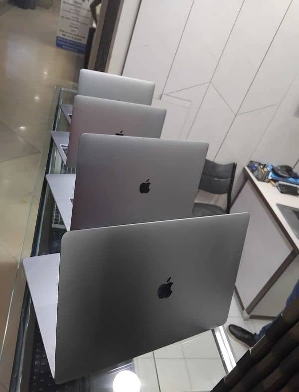 Apple MacBook Pro|Air Model available in best Prices 7