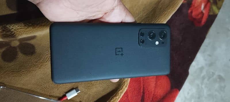 one plus 9pro 5 g 4