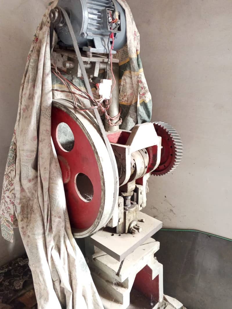 Slipper making Machine 4