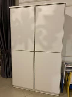 Kids closet
