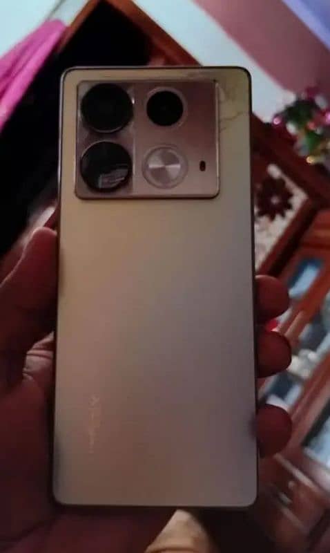 infinx Note 40 box or chger Sat ha  3 Mont warnit ha abi 3