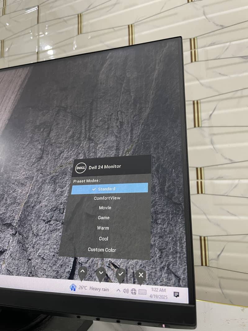 Dell 24 inch border less IPs display 1k totally A+ condition 1