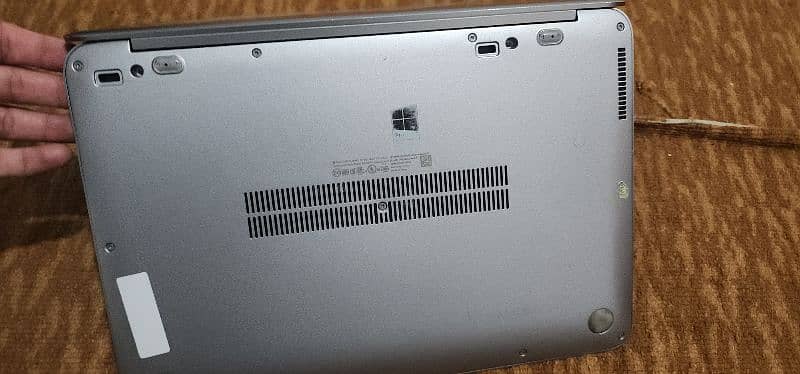 Hp 1040 G3 Core i7 6th Gen 2