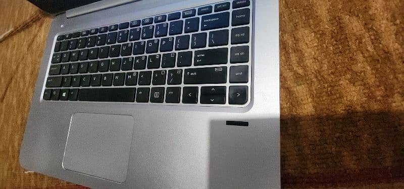 Hp 1040 G3 Core i7 6th Gen 3