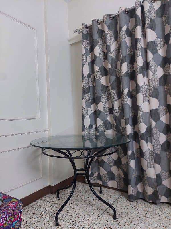 Rounded Dining Table 0