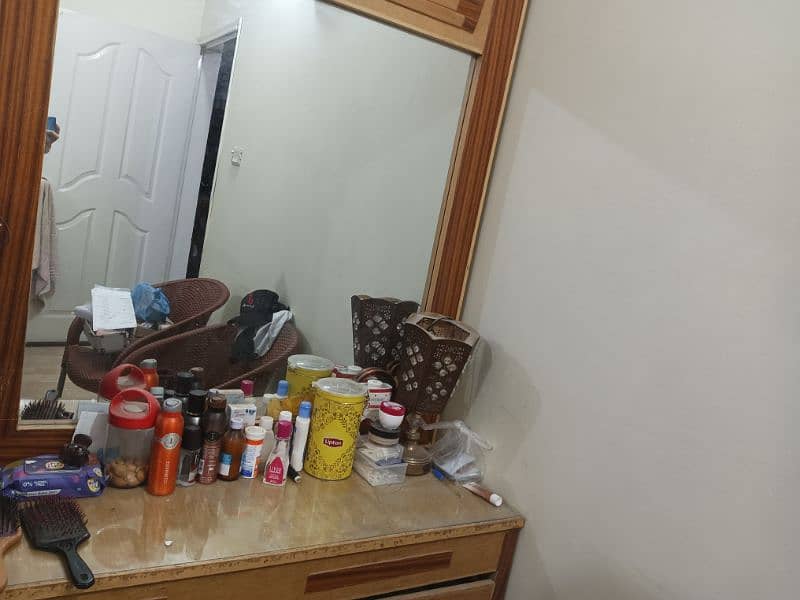Dressing Table 2