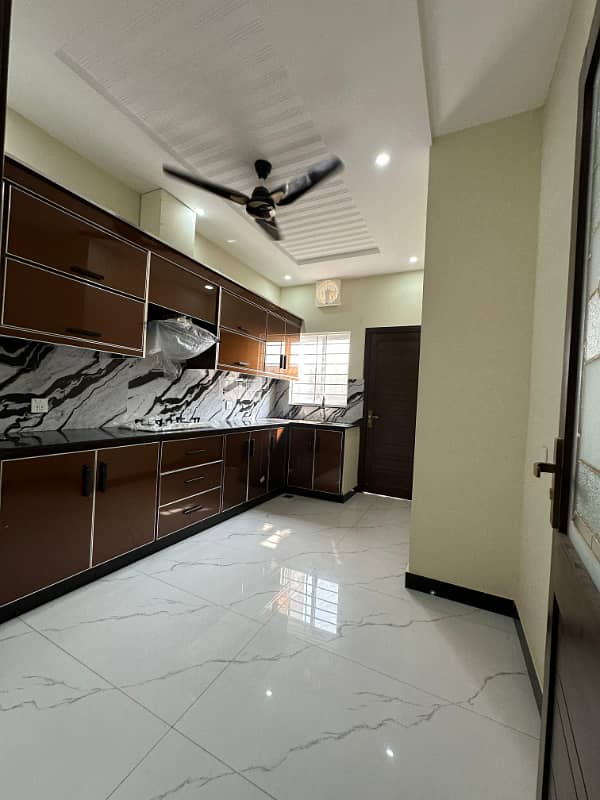 5 Marla Beautiful House For Sale Ideal Location 20