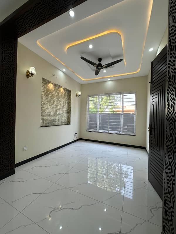 5 Marla Beautiful House For Sale Ideal Location 25