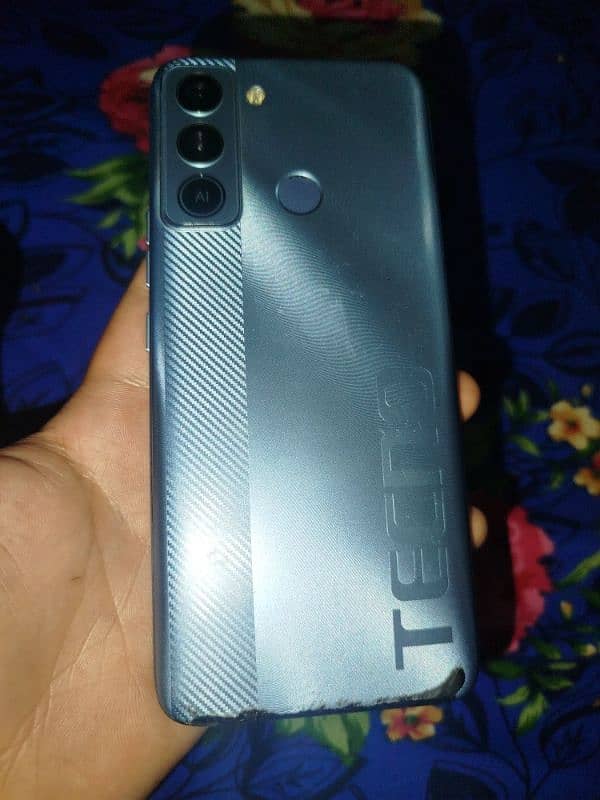 Tecno 3
