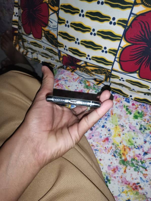 iphone 11 pro 256 waterpack non pta 4