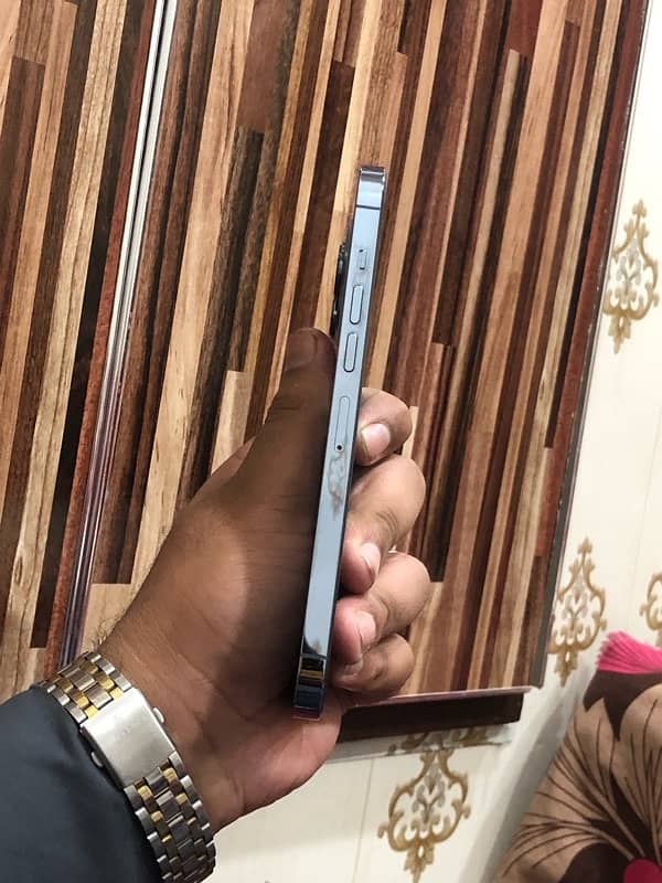 I phone 13 pro max JV 128GB non PTA 2