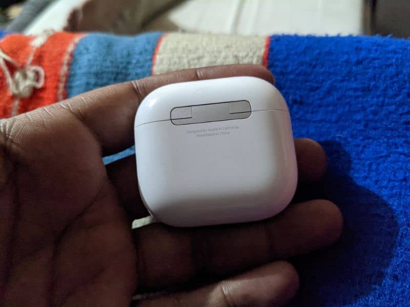 Apple airpords 4 without anc 1