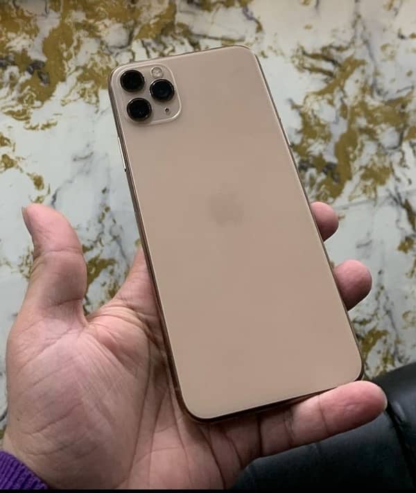 iPhone 11 Pro Max 0