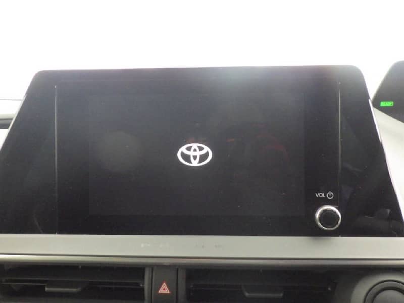 Toyota Prius 2023 9