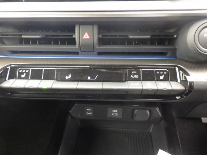Toyota Prius 2023 10