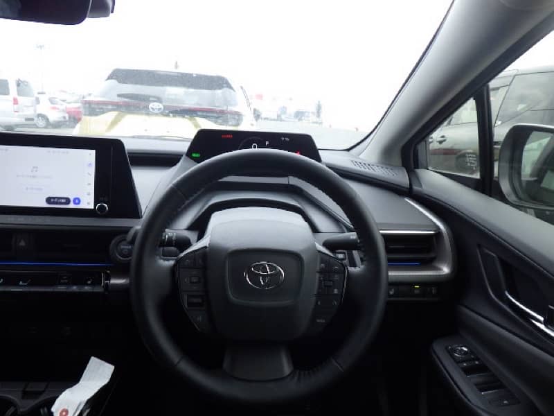 Toyota Prius 2023 14