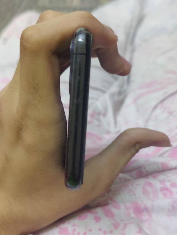 Iphone 11 pro max pta approve 5