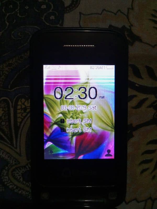 Q-Mobile 1