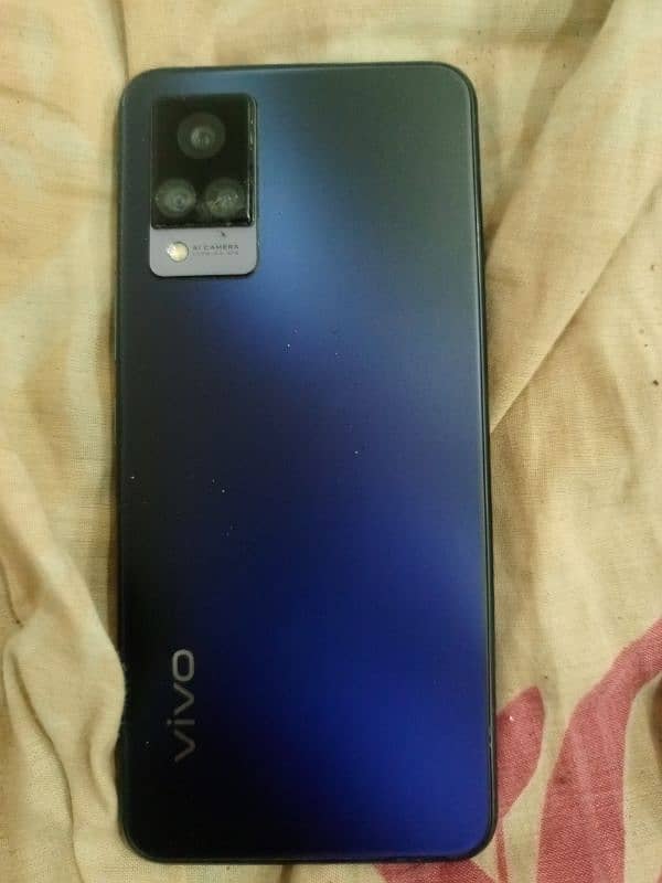 vivo v 21 in good condition 1
