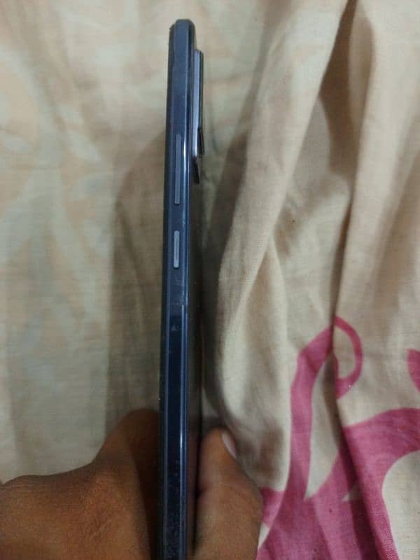 vivo v 21 in good condition 3