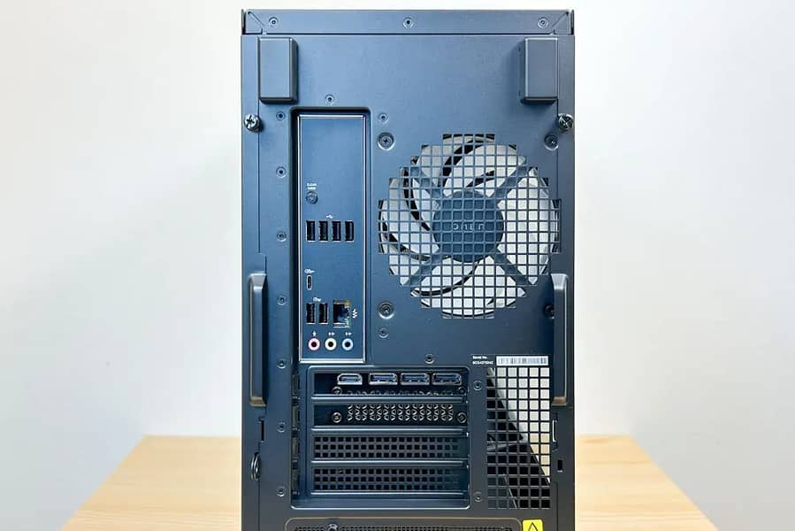 HP OMEN 35L Gaming Pc AMD Ryzen 7 8700G 32GB DDR5-6000 RTX™ 4070 SUPER 5