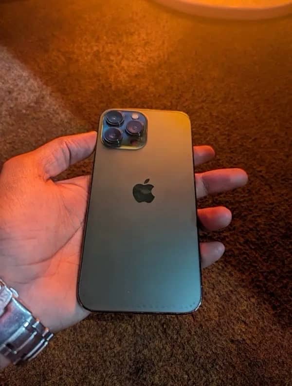 iPhone 13 Pro Max Jv 0