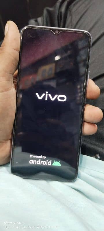 y20 vivo for sale with all original accessories 5