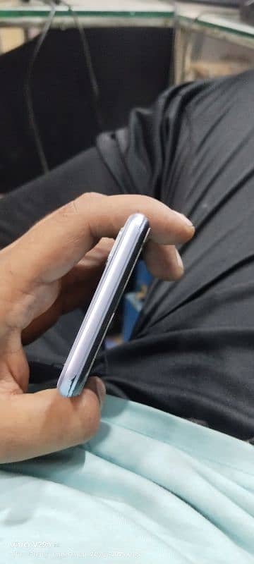 y20 vivo for sale with all original accessories 7