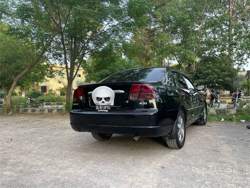 Hona Civic 2005 EXI 3
