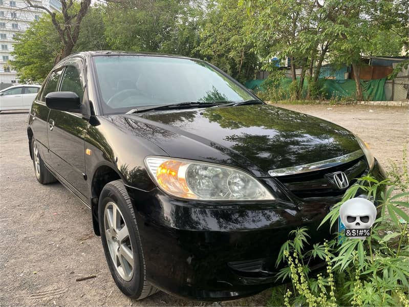 Hona Civic 2005 EXI 4