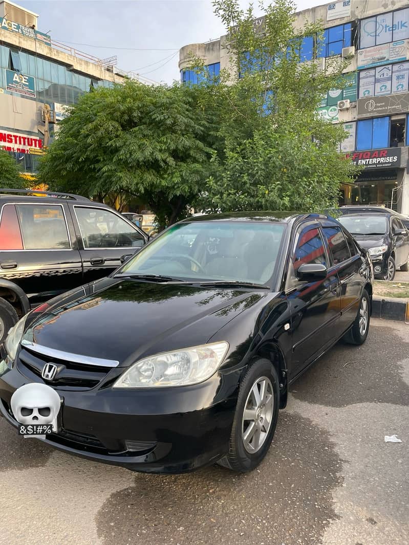 Hona Civic 2005 EXI 5
