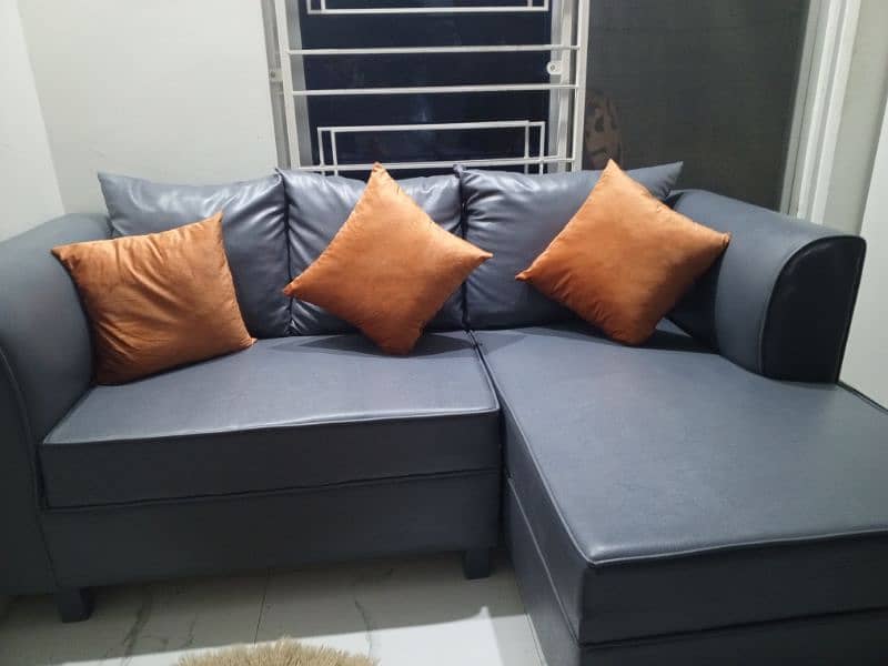 l sofa 0