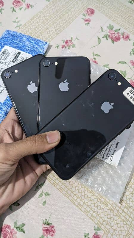 Iphone 8 64gb  All Okay 0
