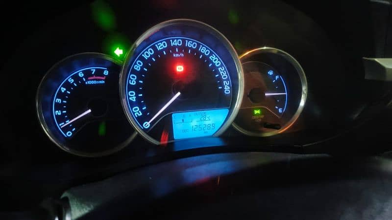 Toyota Corolla XLI 2016 better then civic, city 10