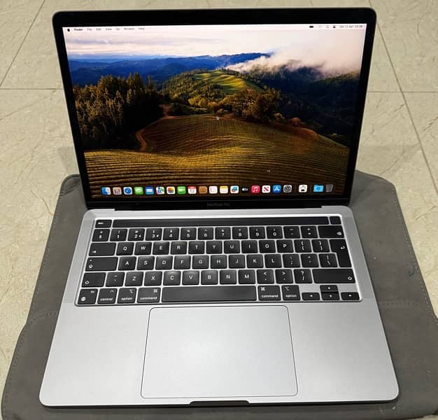 Macbook pro m2 2022 0