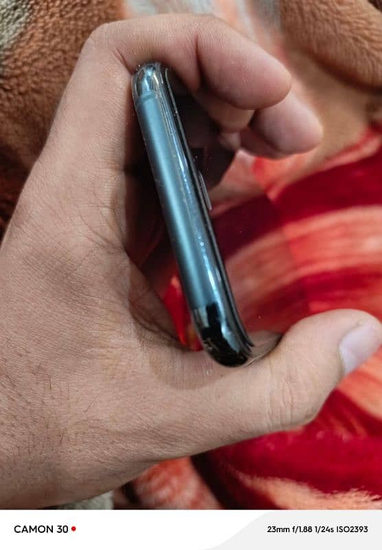 iphone 11 pro 64GB 3