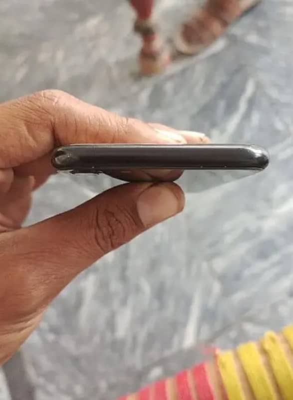 IPhone SE 2020 4