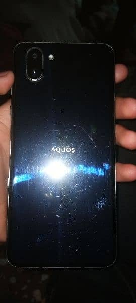 SHARP AQUOS R3 16