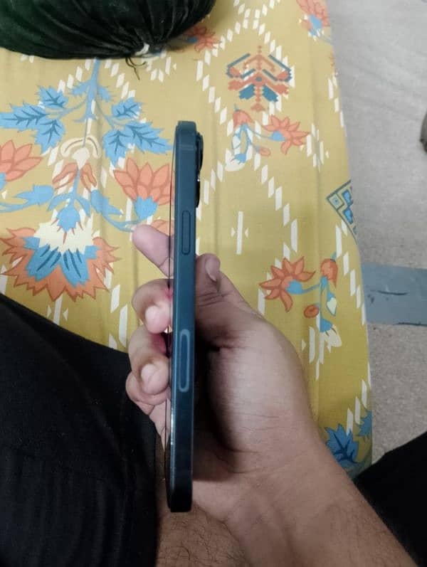 iphone 14plus 256gb exchange with 13 pro max 2