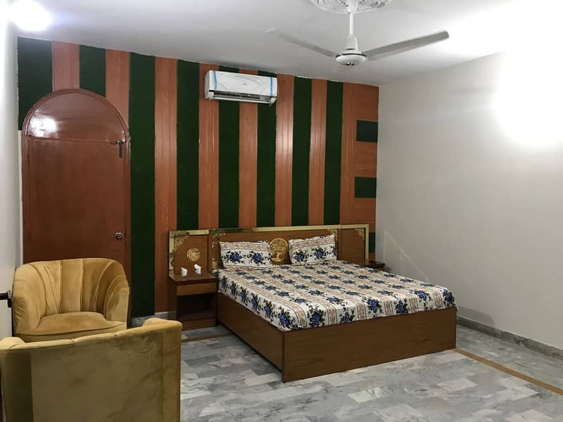 SHORT STAY ROOMS AVAILABLE GULSHAN E IQBAL 8