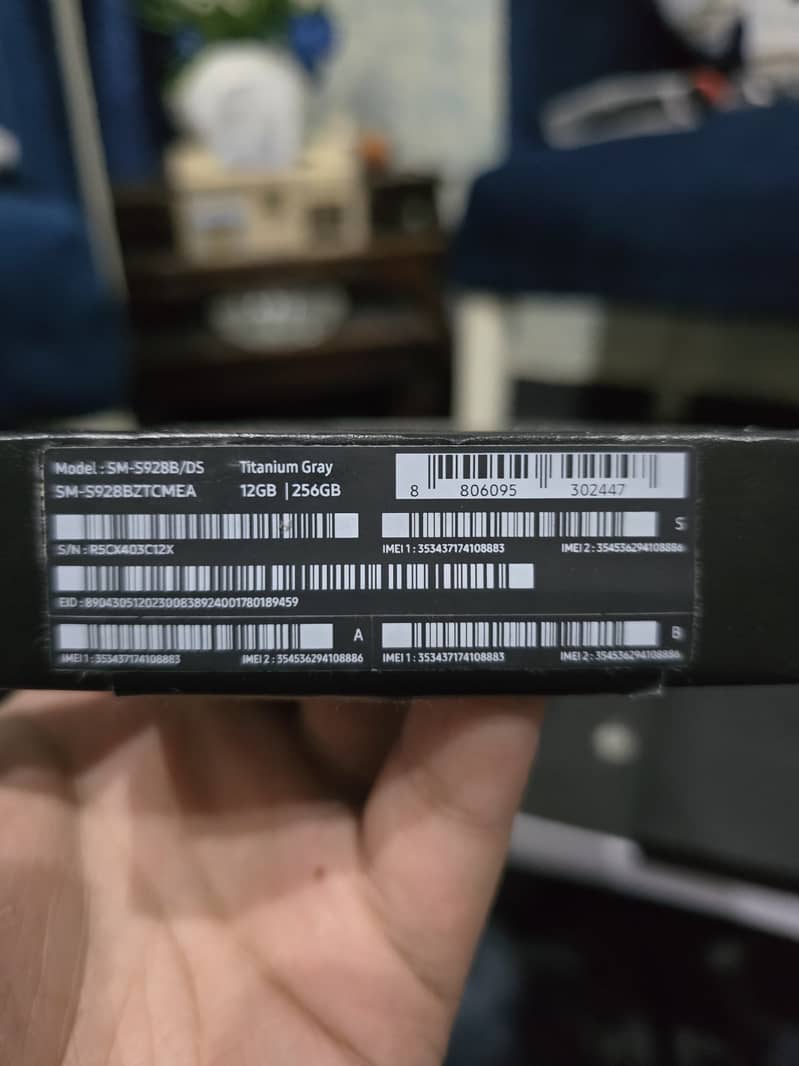 Samsung Galaxy S24 Ultra 12GB 256GB Non PTA Minor Dot at Edge 12
