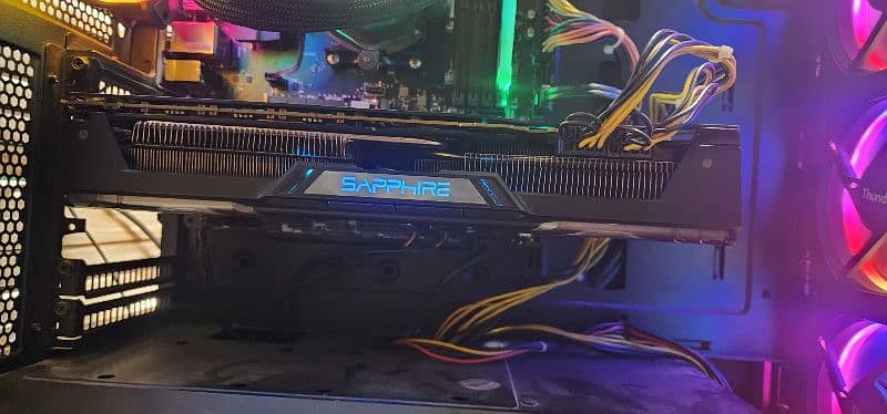 AMD NITRO RX VEGA 56 8GB TRIPPLE FAN GAMING GPU GRAPHIC CARD 2