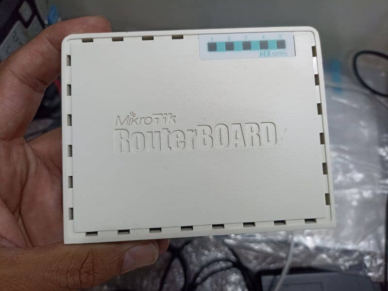 MIKROTIK RB750r2 0