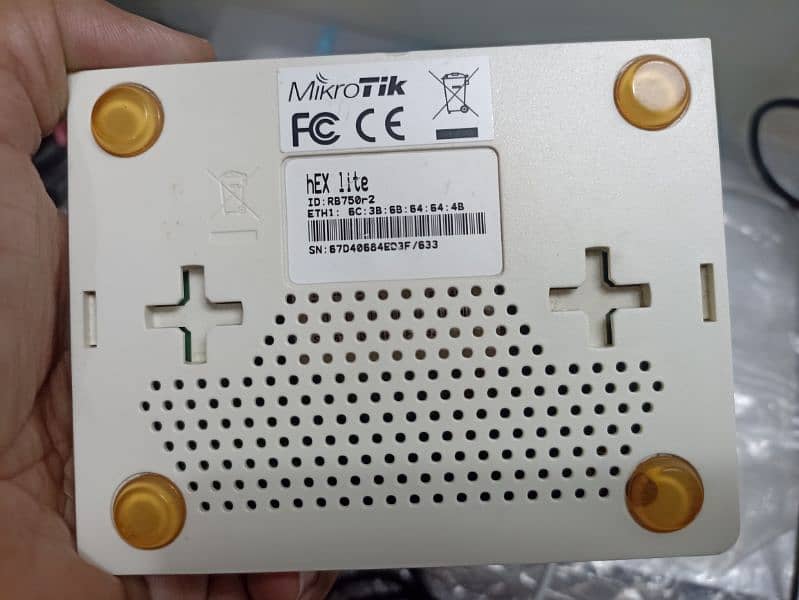 MIKROTIK RB750r2 1