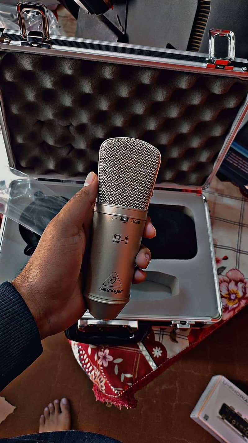 Behringer B1 Condenser Microphone 2