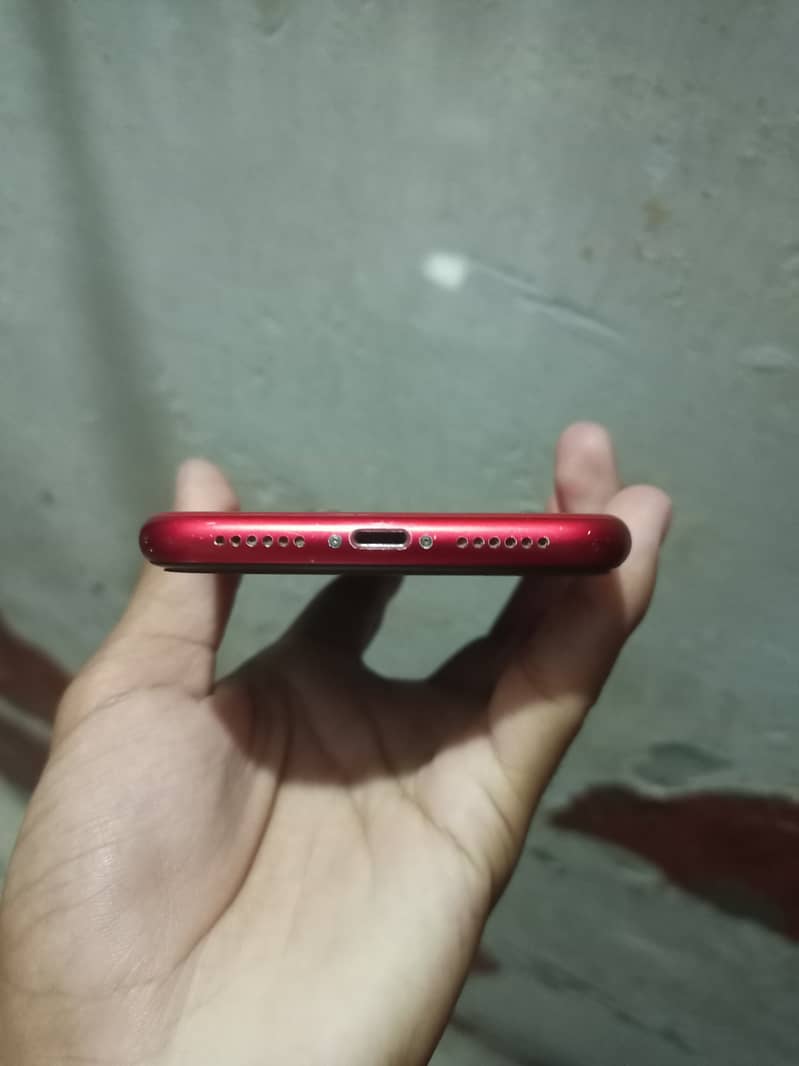Apple iPhone XR 6