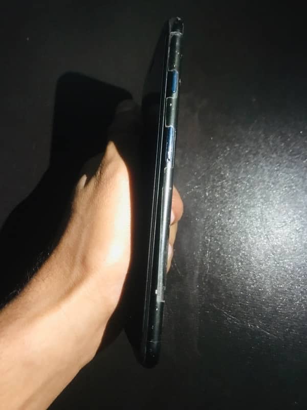 iPhone 7plus 128gb 3