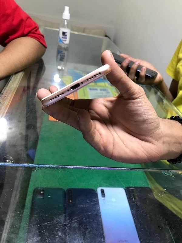 iphone 8 64gb 99 bh  all ok 2