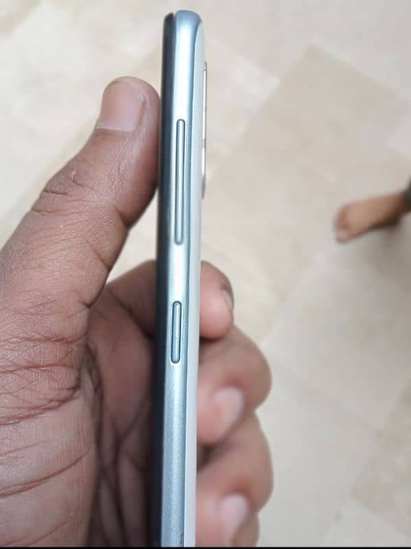 17,000 urgent Sale 4/128gb Set box Only 2